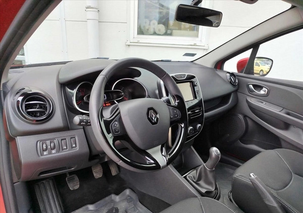 Renault Clio cena 34900 przebieg: 137000, rok produkcji 2016 z Boguchwała małe 46